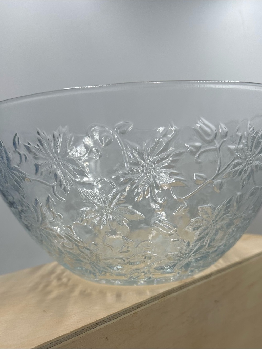 Home Interiors Clear Embossed Floral Glass Serving Bowl